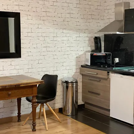 Adorable Avec Un Parking Prive Apartment