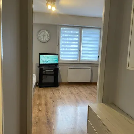 Apartment Adorable Avec Un Parking Prive