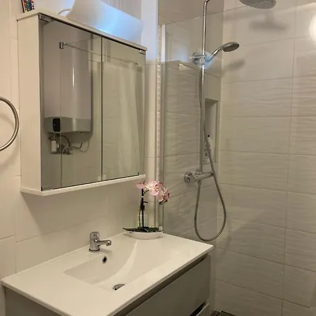 Daire Adorable Avec Un Parking Prive